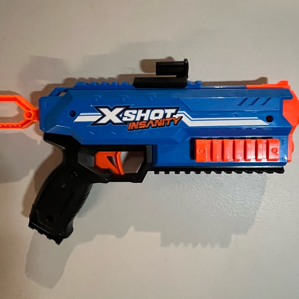 Nerf Bundle - Picture 5 of 5